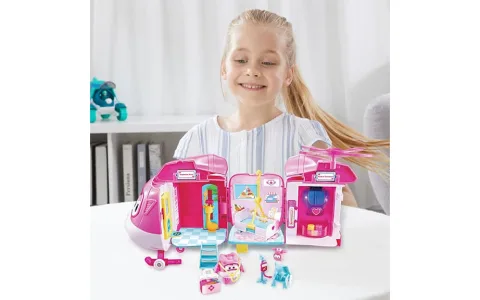 Летете с новите Super Wings играчки!