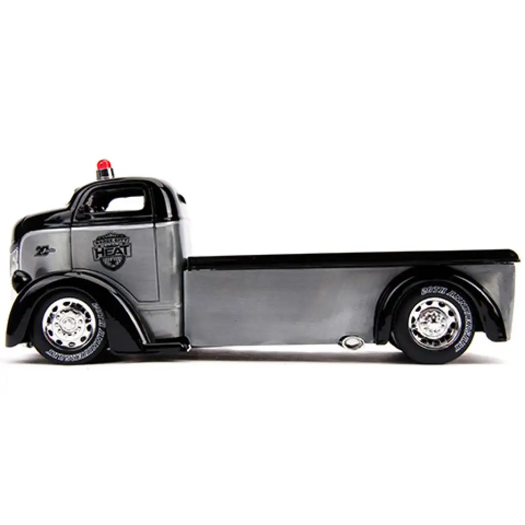 1948 Ford COE Flatbed метален автомобилен модел 1/24 - Simba Toys изображение 3