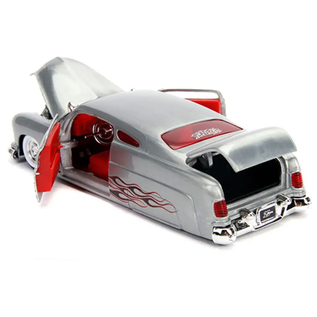 1951 Mercury метален автомобилен модел 1/24 - Simba Toys изображение 4