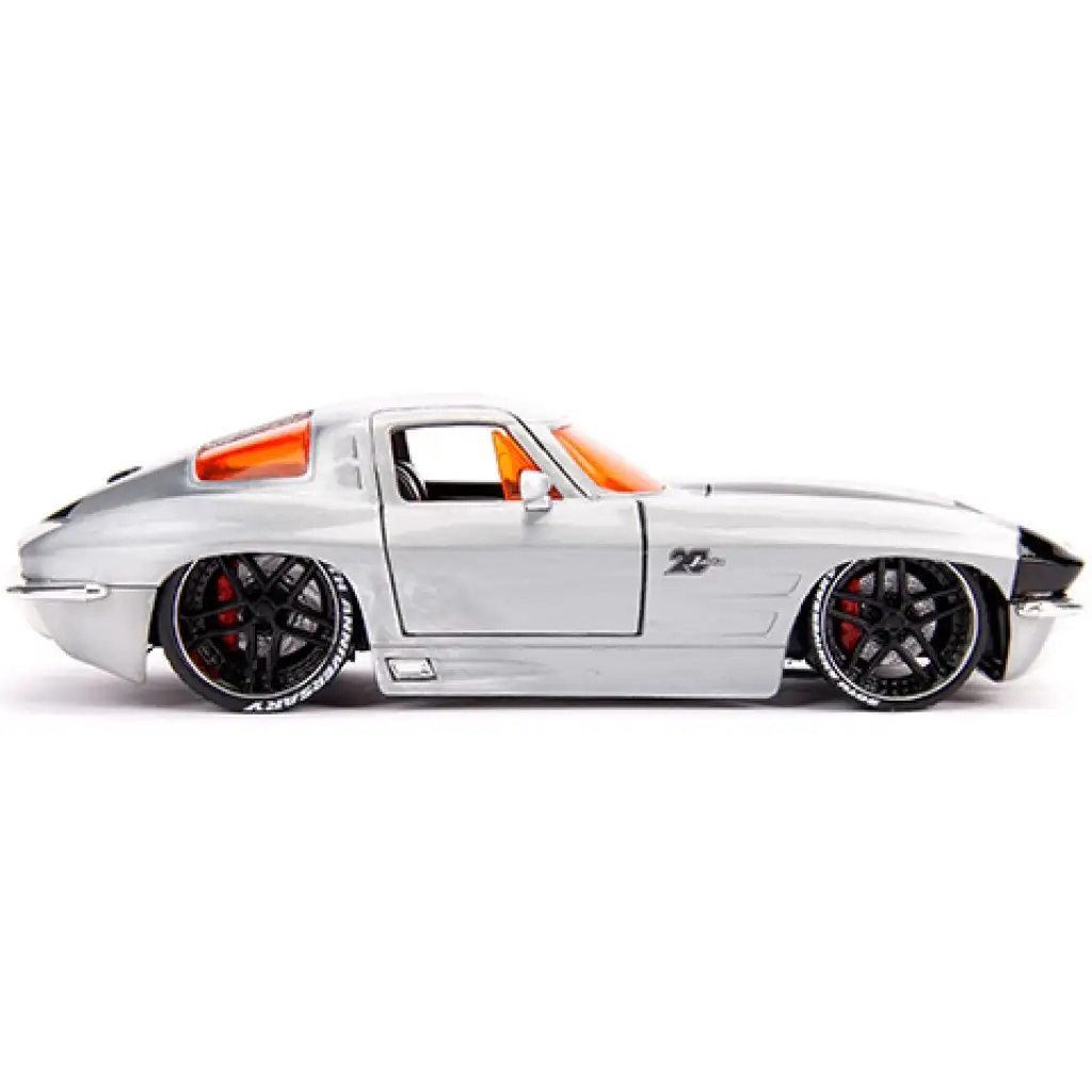 1963 Chevy Sting Ray метален автомобилен модел 1/24 - Simba Toys изображение 3