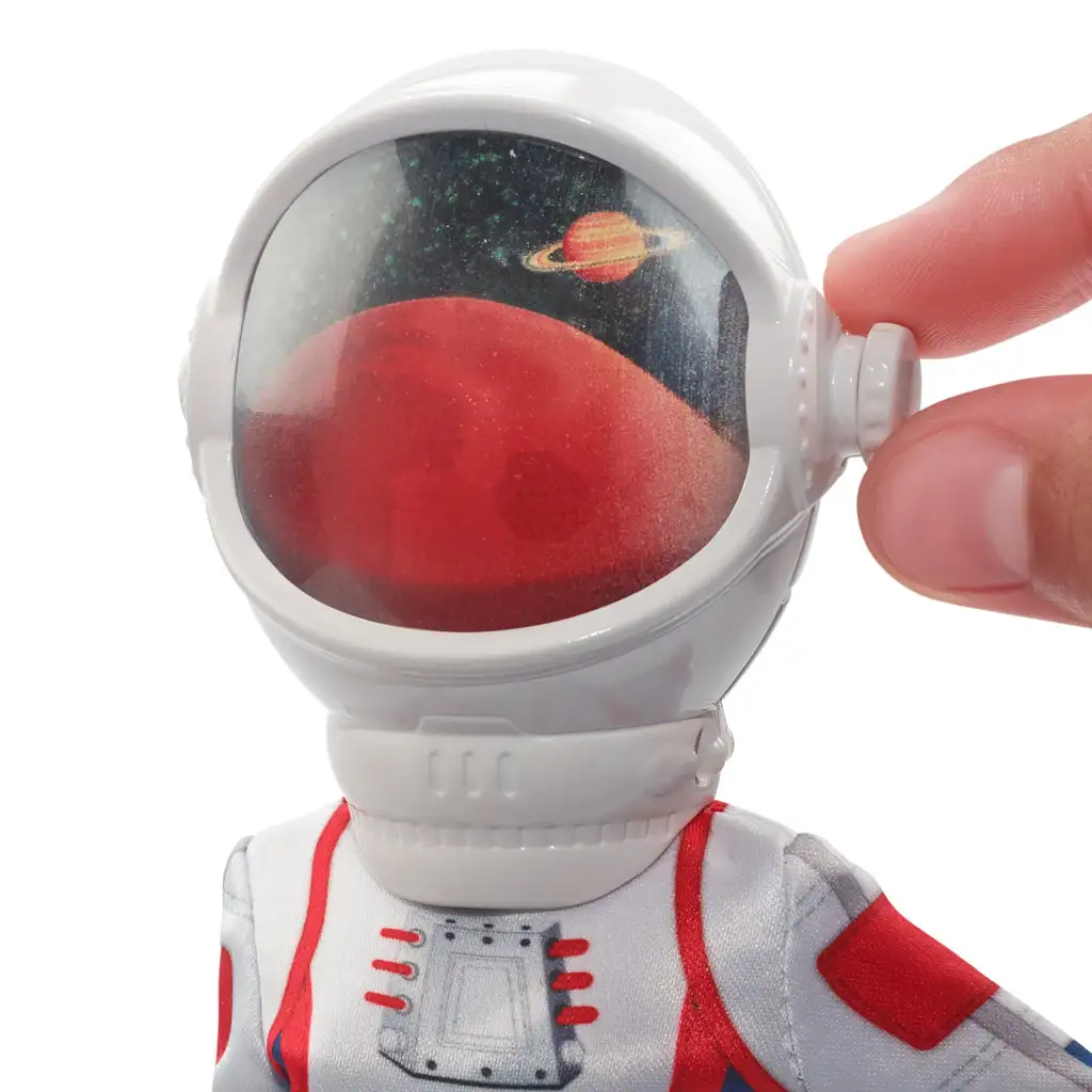 Barби: 65. годишен юбилей на кариерата - Астронавт кукла с аксесоари - Mattel изображение 2