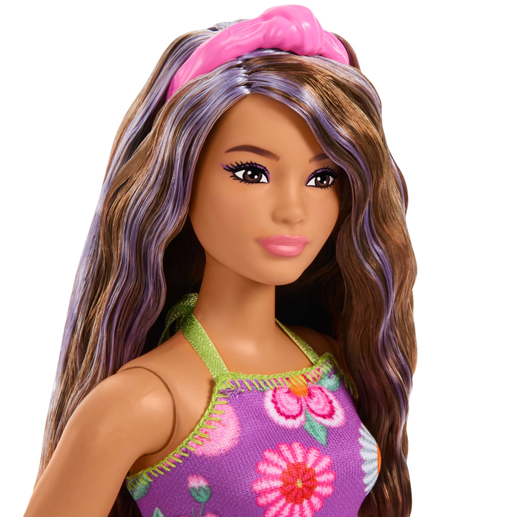 Барби: Модна приятелка с цветна рокля и лилави кичури – Mattel изображение 3