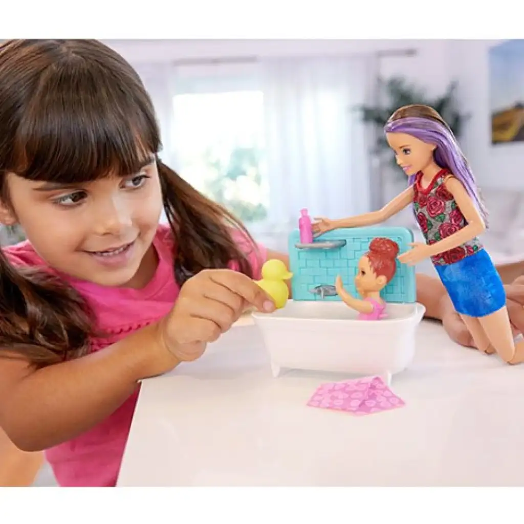 Барби: Скипър комплект за баня и гледане на деца - Mattel изображение 3