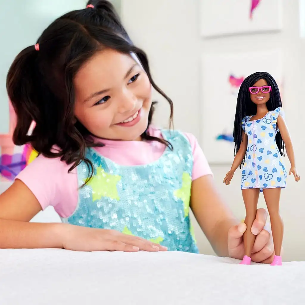 Barbie: Fashionista стилен Down-синдромен Barbie кукла - Mattel изображение 3