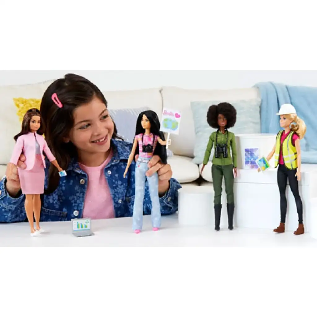Barbie: Комплект кариерни кукли заедно за Земята 4бр. - Mattel изображение 4