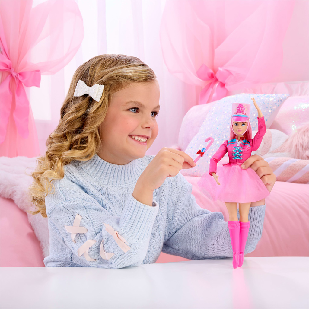 Barbie Лешникотрошач - Daisy Кукла - Mattel изображение 3