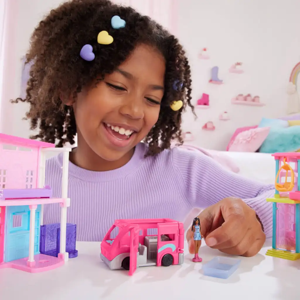Barbie: Мини BarbieLand превозни средства - Мечтателен караван комплект - Mattel изображение 3
