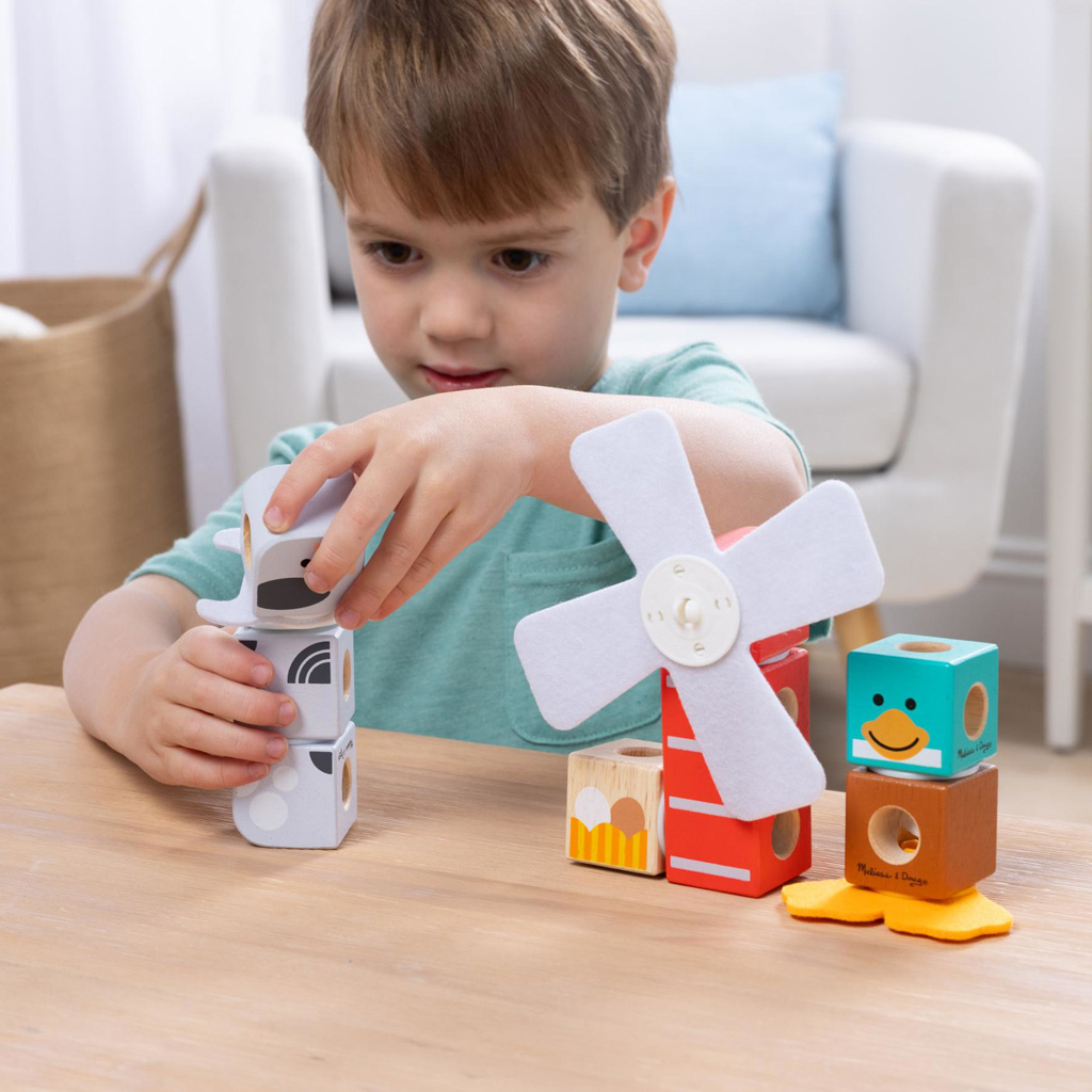 Blockables: Фермерски приятели дървен конструктор - Melissa & Doug изображение 3