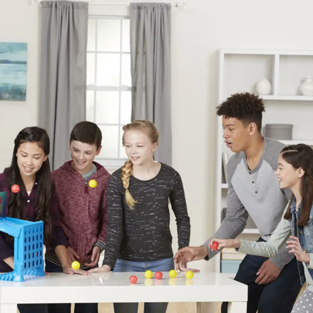 Connect 4 Shots настолна игра - Hasbro изображение 3