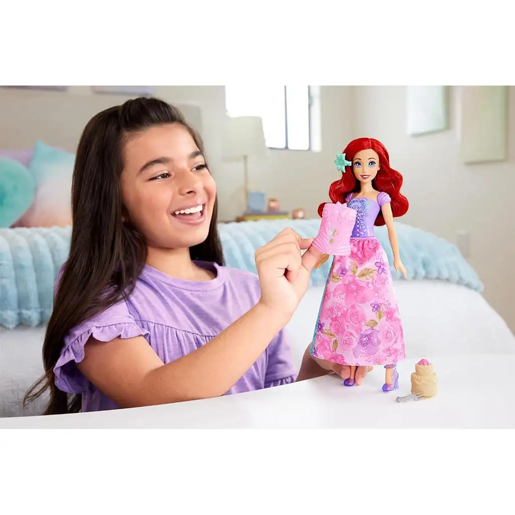 Disney Принцеси: Магическа Изненада Ариел кукла - Mattel изображение 3