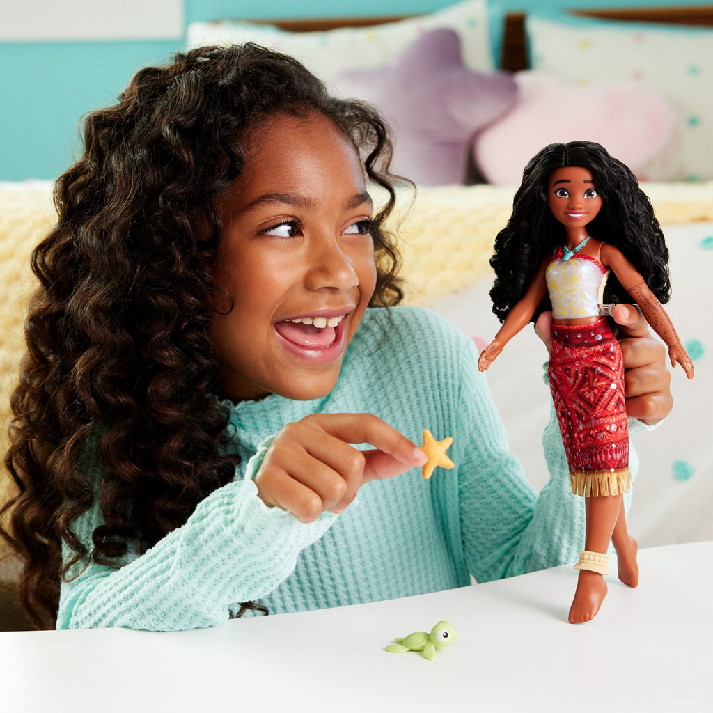 Disney Принцеси: Моана 2 плуваща кукла с аксесоари - Mattel изображение 2
