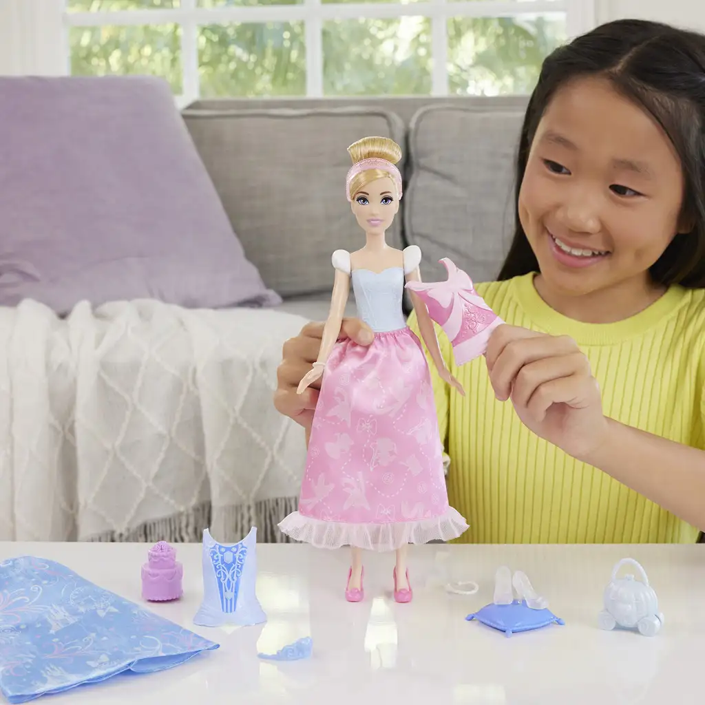 Disney Принцеси: Приказен комплект за игра с принцеса Пепеляшка - Mattel изображение 4
