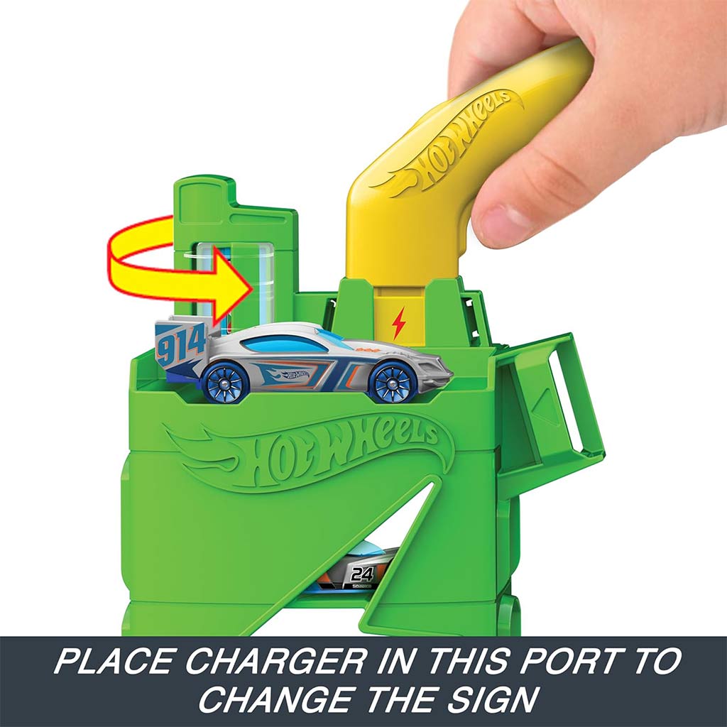 Hot Wheels: Градска зарядна станция с писта 1бр. количка - Mattel изображение 4