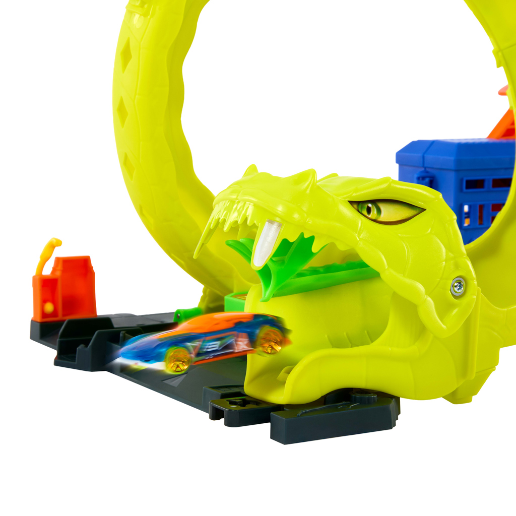 Hot Wheels: Нападение на змията - Mattel изображение 2