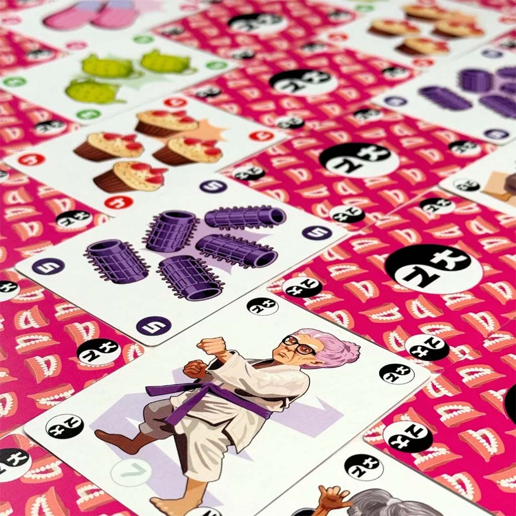Игра на карти с баби изображение 4