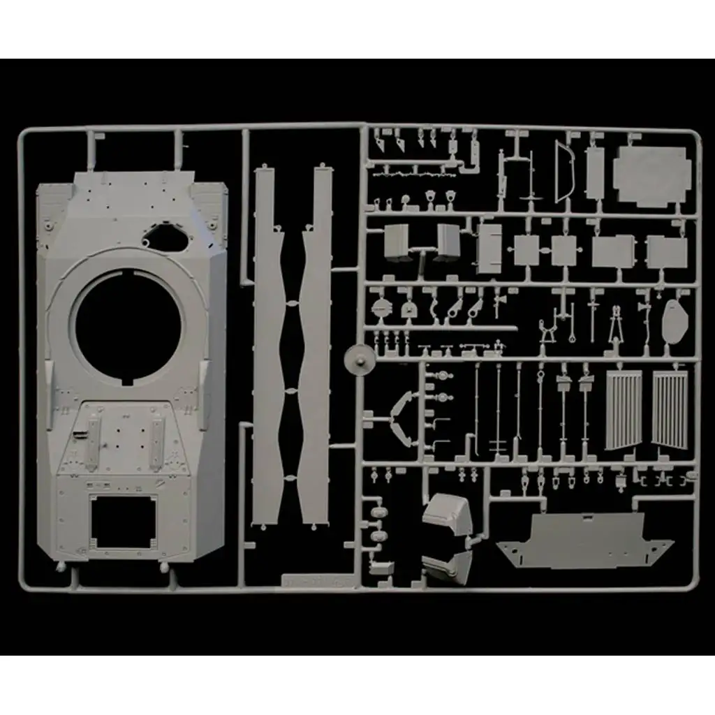 Italeri 1/35 Leopard 1A5 танков модел изображение 5