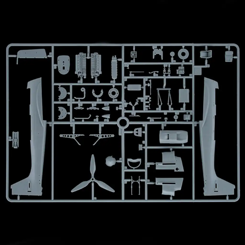 Italeri 1/48 Ju 87 B-2/R-2 Picchiatello самолетен модел изображение 4