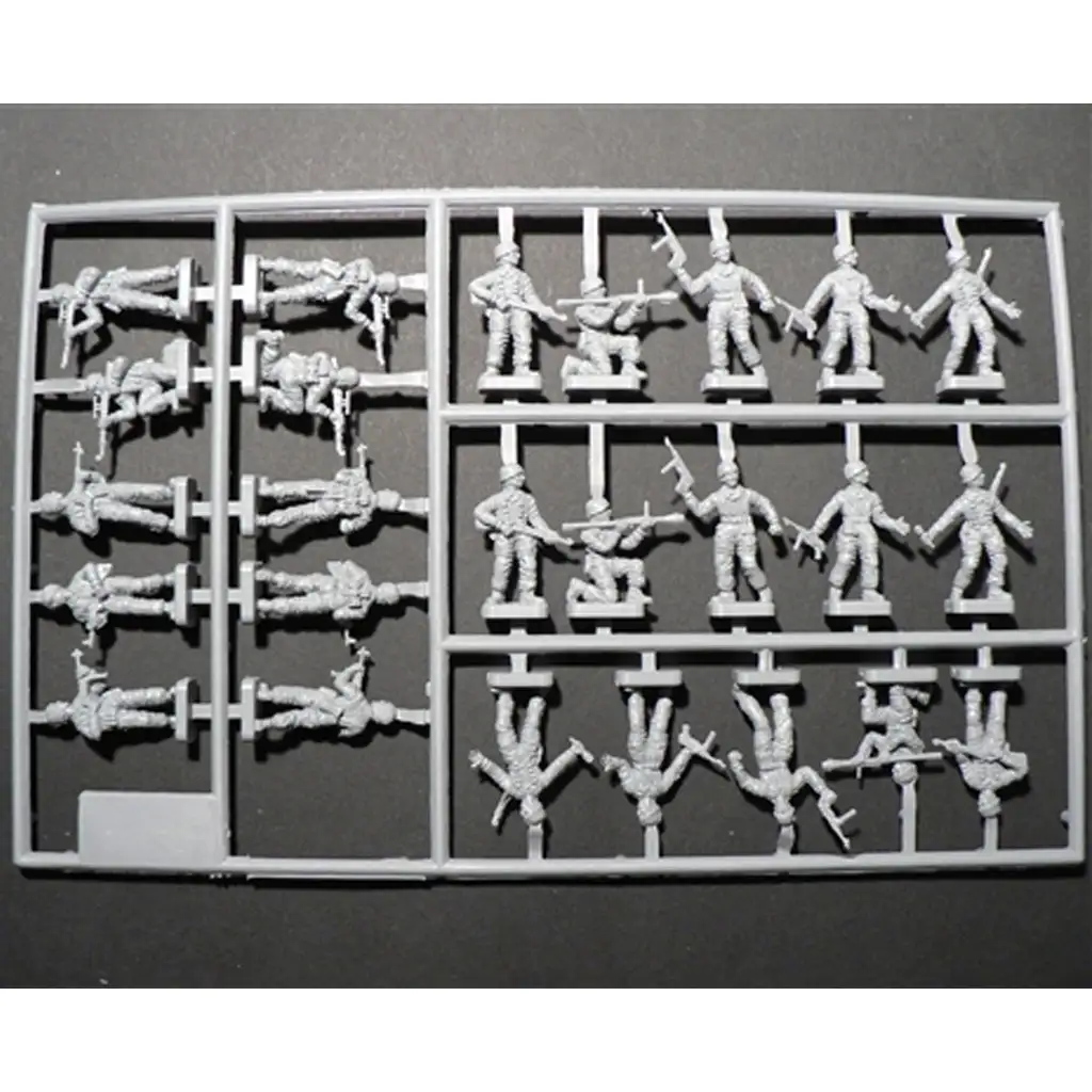 Italeri 1/72 Германски парашутисти Немски военни фигурки модел изображение 3
