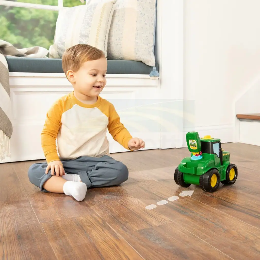 John Deere: Key 'n Go Johnny трактор с ключ за запалване и подвижна функция изображение 5