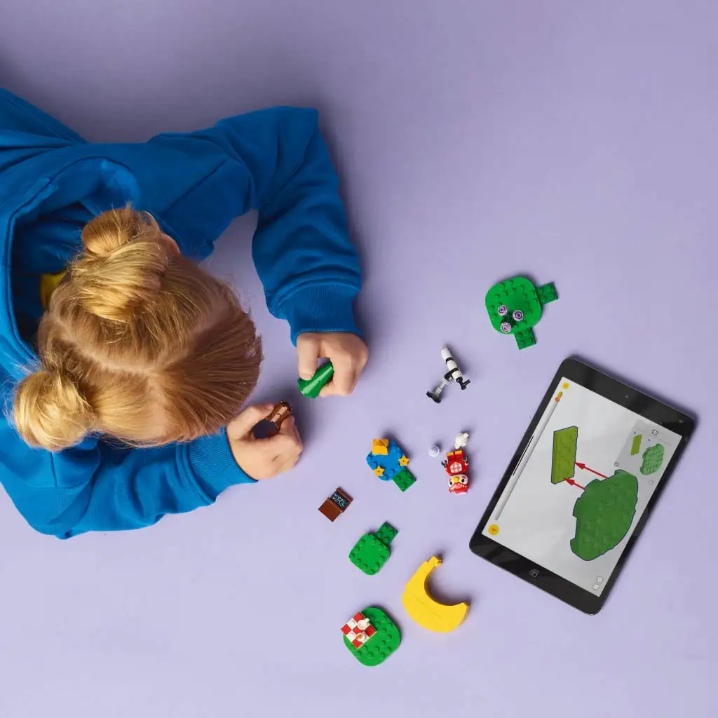 LEGO® Animal Crossing™: Наблюдение на звезди с Келесте (77053) изображение 4