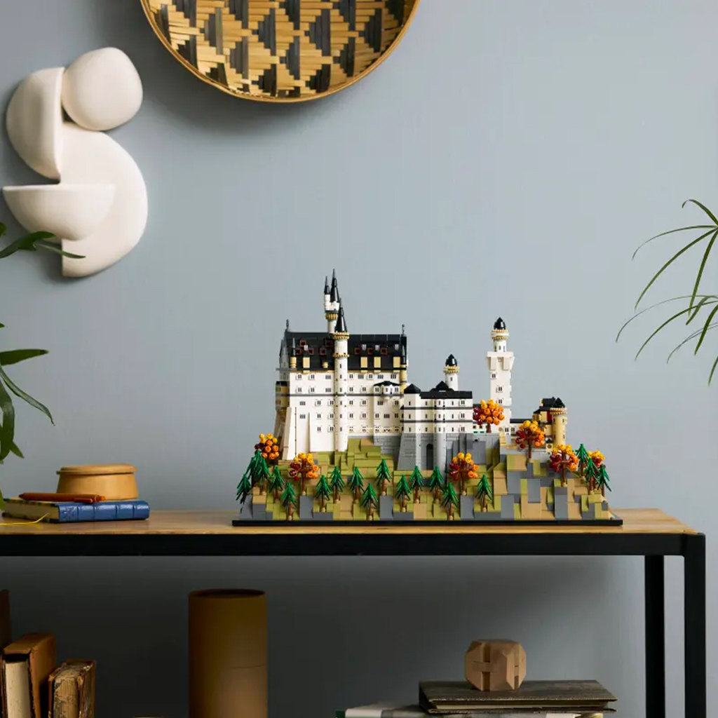 LEGO® Architecture: Замък Нойшванщайн (21063) изображение 7