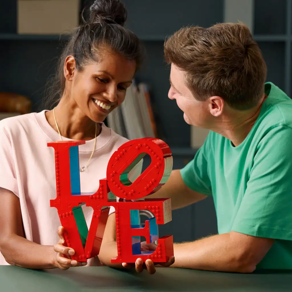 LEGO® ART: LOVE декоративен надпис (31214) изображение 3