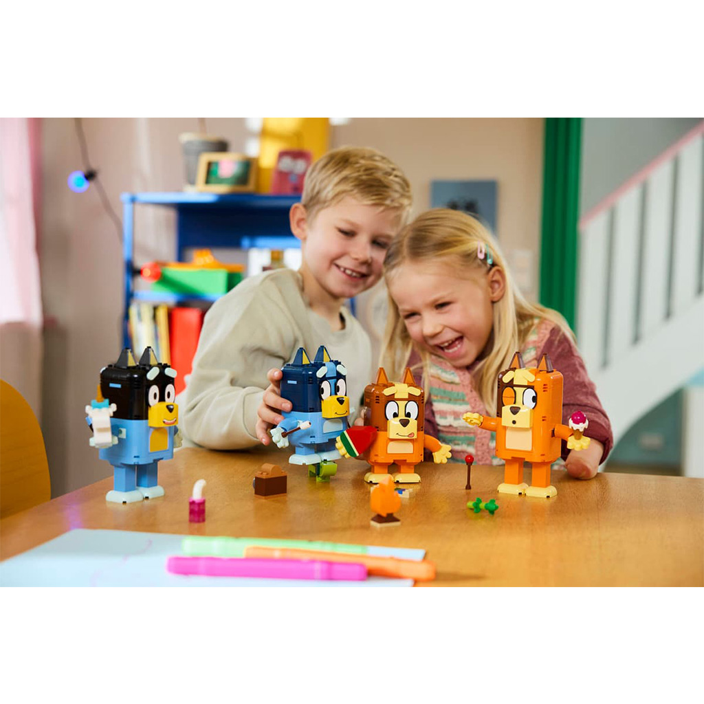 LEGO® Bluey™: Семейство на Bluey от блокчета (11217) изображение 11