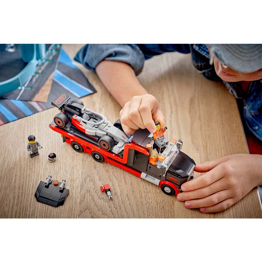 LEGO® City: F1® камион с F1® Audi състезателен автомобил (60493) изображение 6