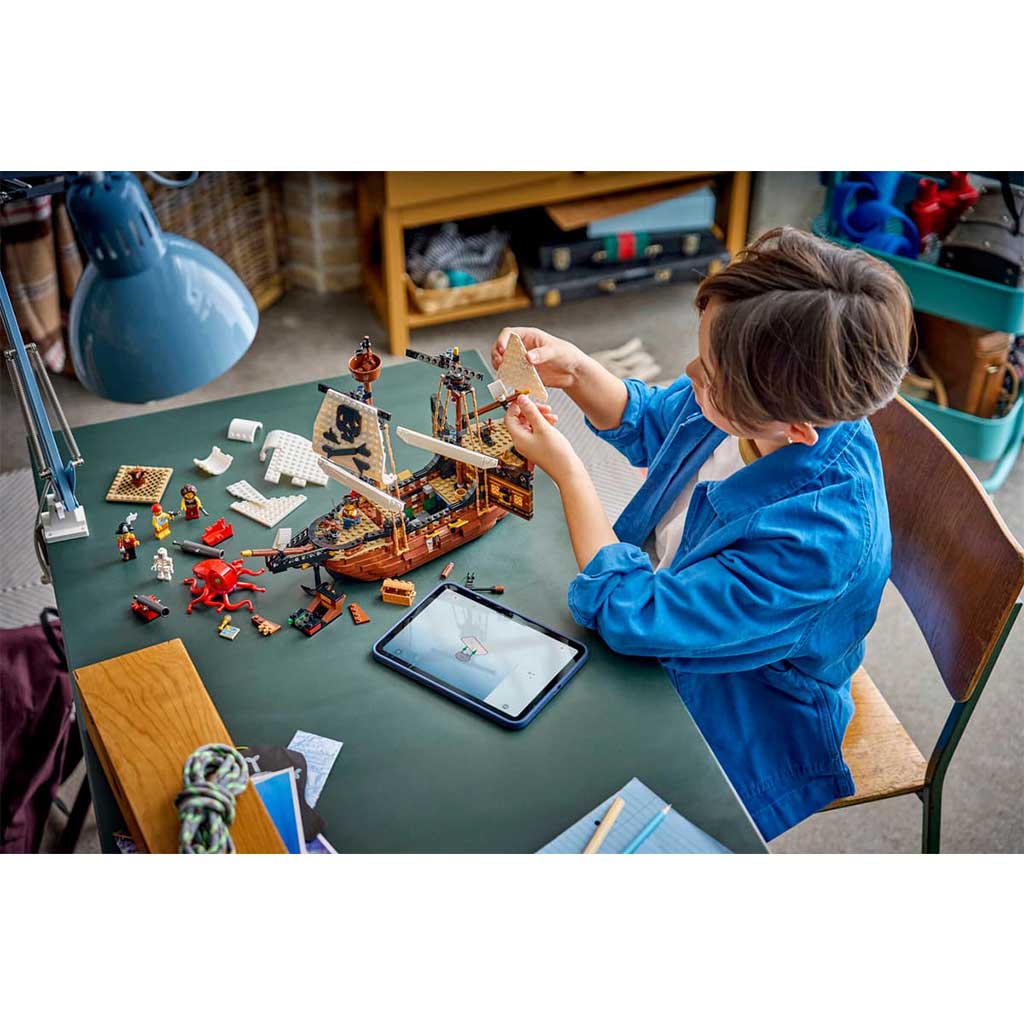 LEGO® Creator: Иконичен пиратски кораб (31387) изображение 7