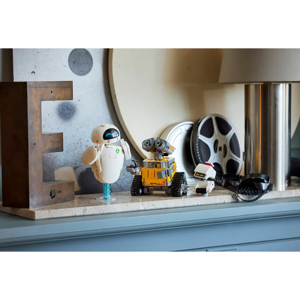 LEGO® Disney: WALL-E и EVA (43279) изображение 10