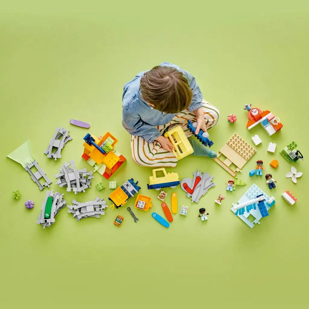 LEGO® DUPLO®: Голям интерактивен влак (10428) изображение 3