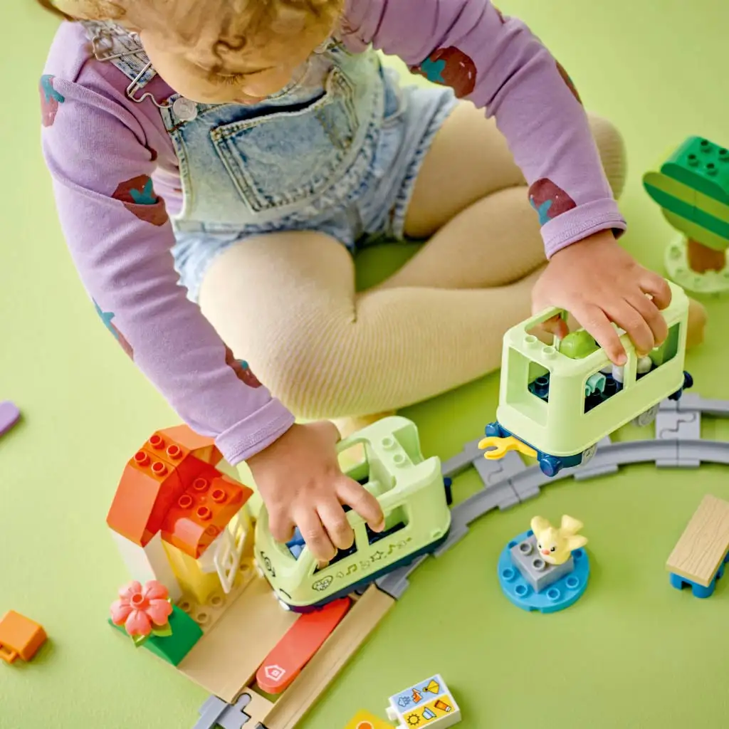 LEGO® DUPLO®: Интерактивен приключенски влак (10427) изображение 4