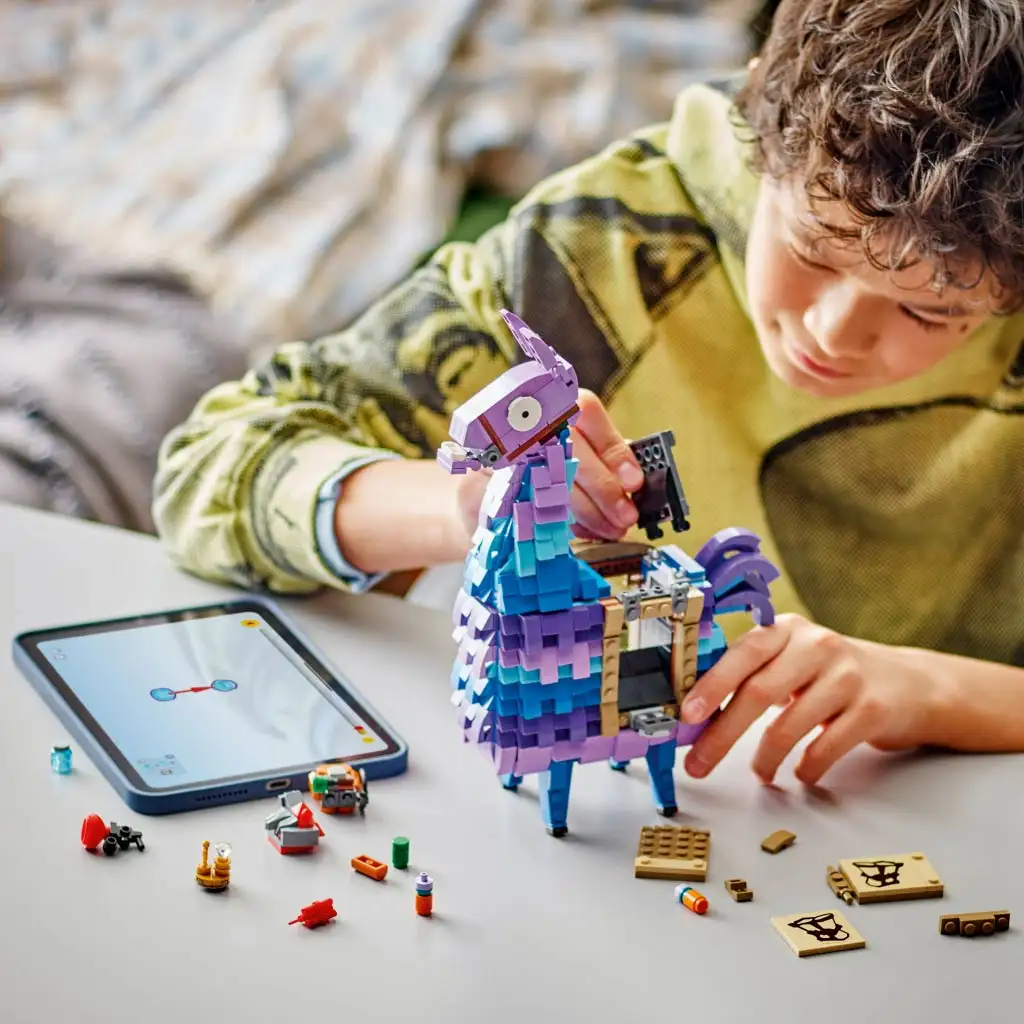 LEGO® Fortnite: Доставяща Лама (77071) изображение 4