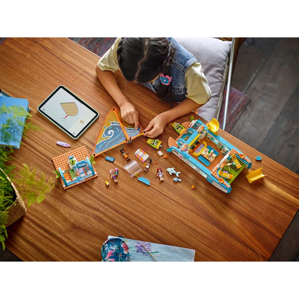 LEGO® Friends: Пътуване с кораб и приключение (42664) изображение 9