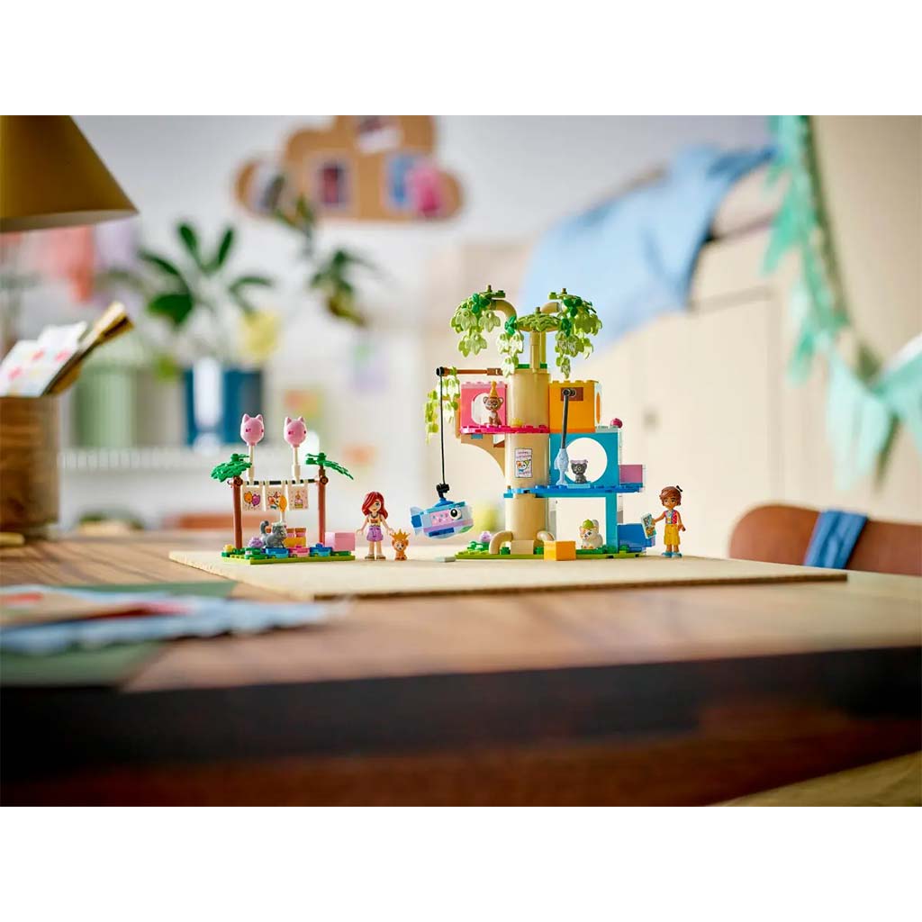 LEGO® Friends: Рожден ден на котенца и котешка къща (42666) изображение 8