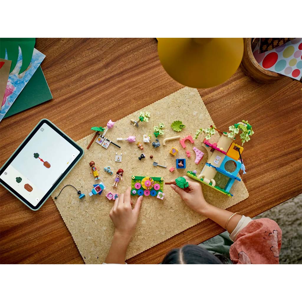 LEGO® Friends: Рожден ден на котенца и котешка къща (42666) изображение 9