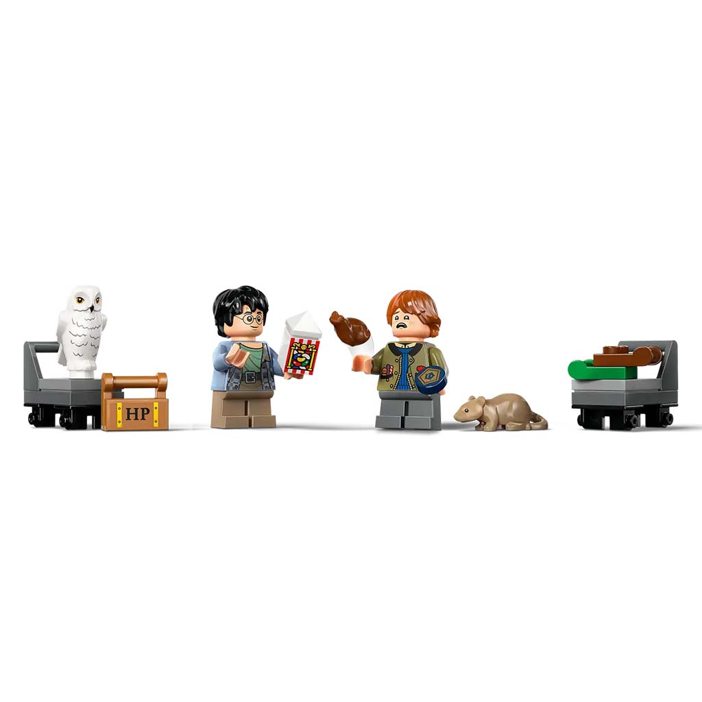 LEGO® Harry Potter: Книжно кътче: Роксфорт™ експрес (76450) изображение 5