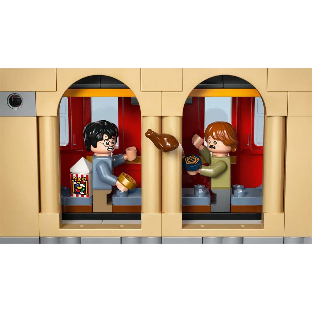 LEGO® Harry Potter: Книжно кътче: Роксфорт™ експрес (76450) изображение 6