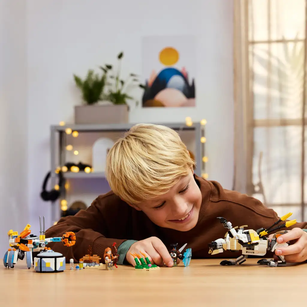 LEGO® Horizon™ Adventures: Aloy и Varl срещу броненосеца и трионозъба (77037) изображение 5