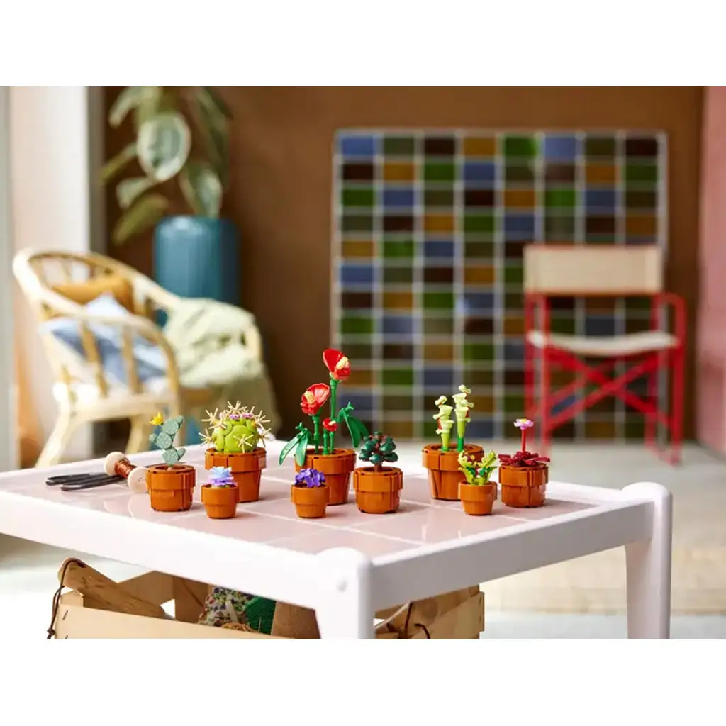 Lego® Icons: Малки саксийни растения (10329) изображение 6