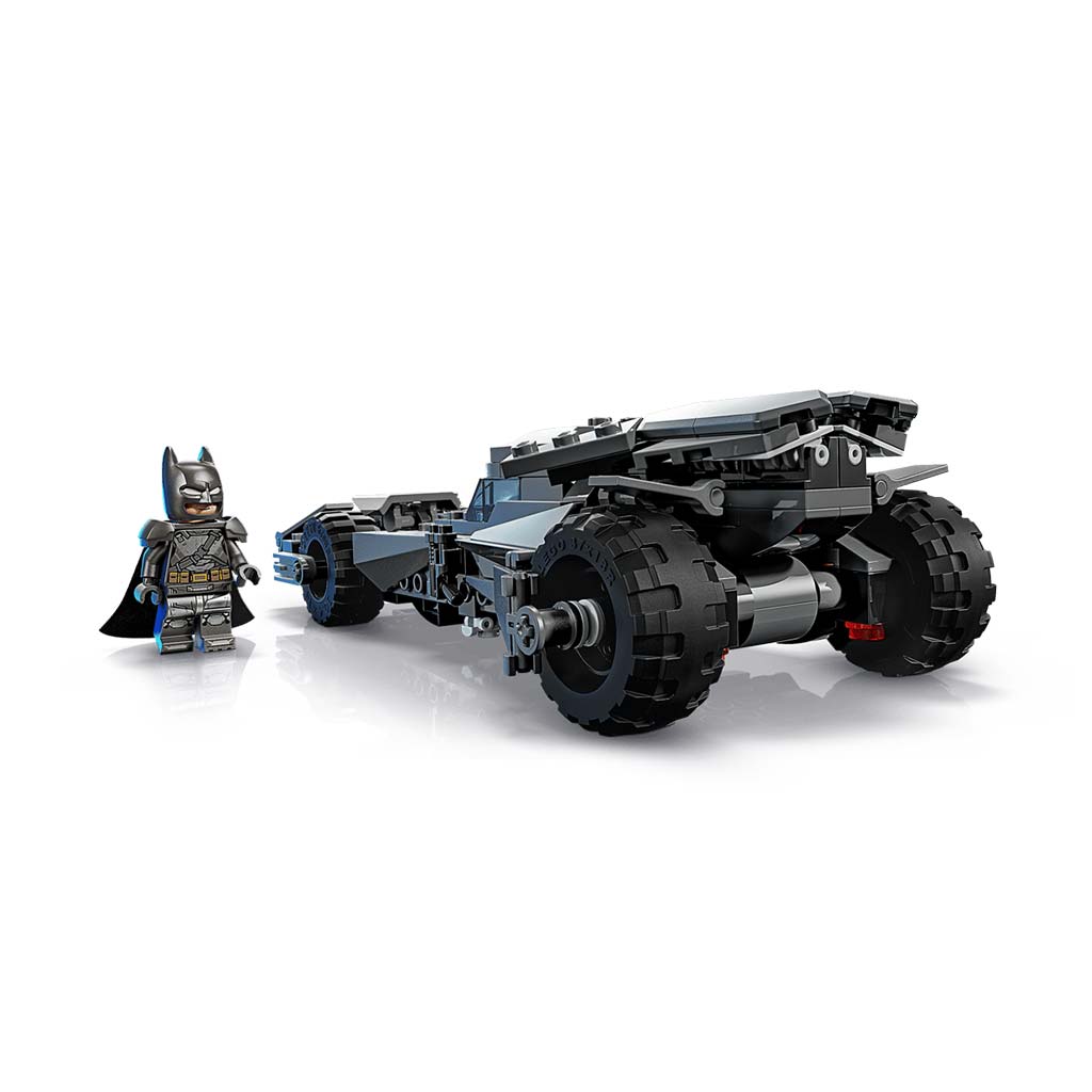 LEGO® Marvel: Батман срещу Супермен™: Батмобил™ (76331) изображение 2