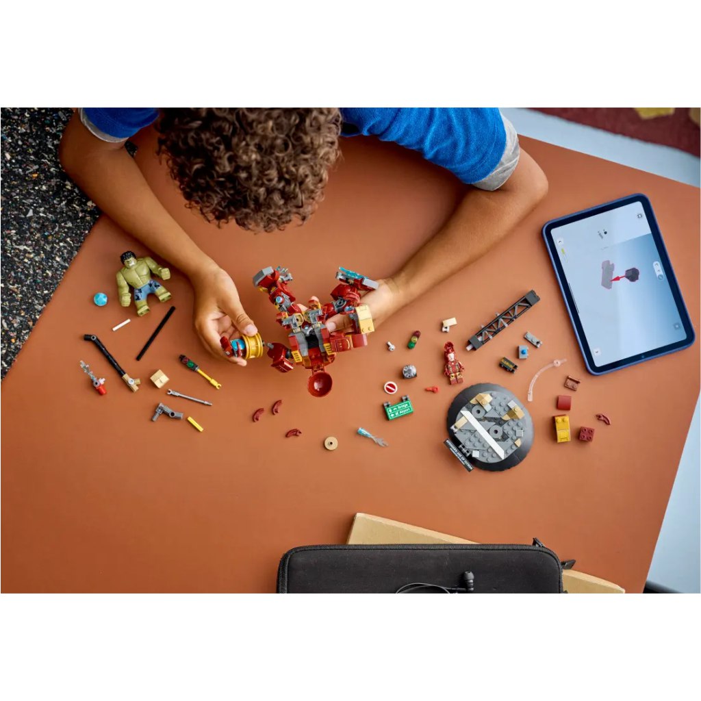 LEGO® Marvel: Битката на Хълкбъстера и Хълк (76343) изображение 5