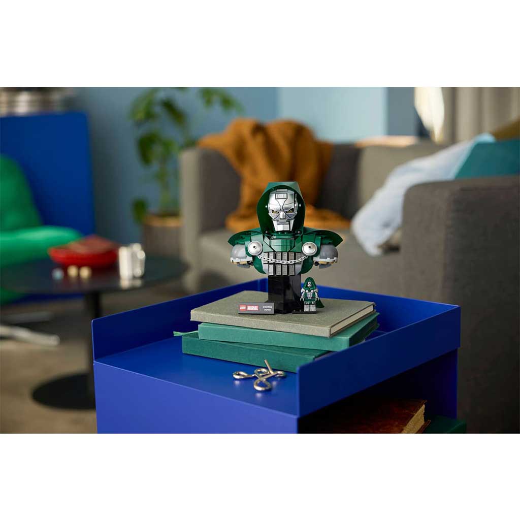 LEGO® Marvel: Доктор Дум бюст (76345) изображение 4