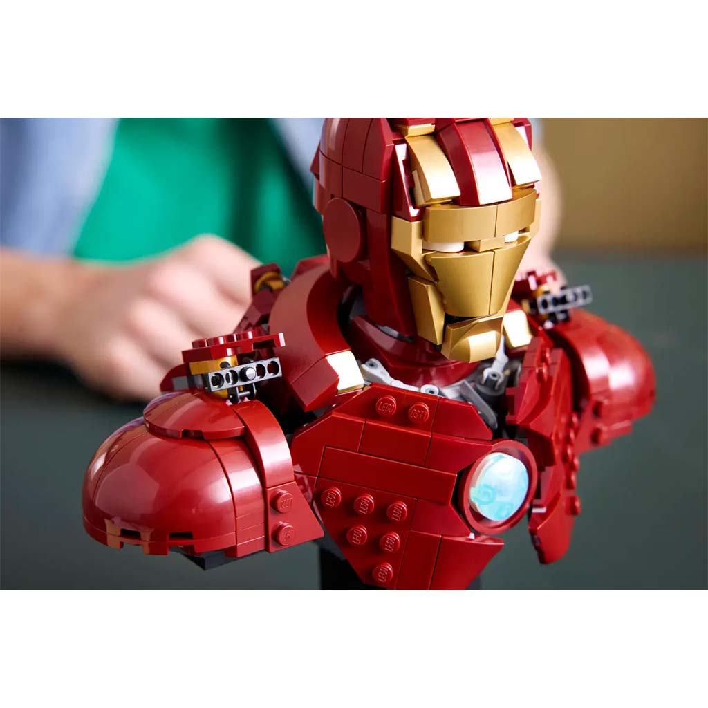 LEGO® Marvel: Железен човек MK4 бюст (76327) изображение 7