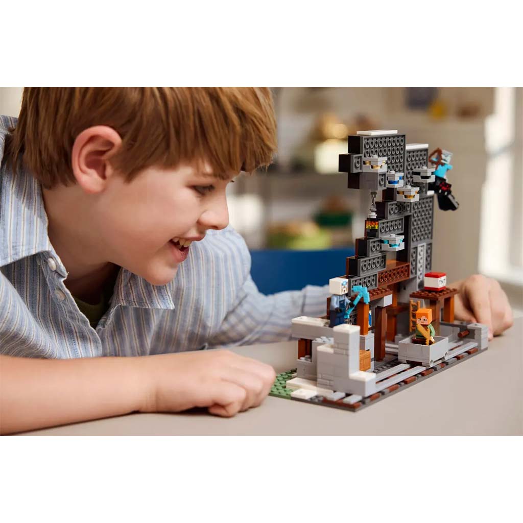 LEGO® Minecraft: Копачната мина (21277) изображение 7