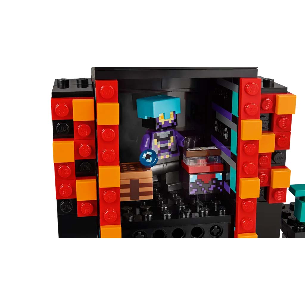 LEGO® Minecraft: Завършващата кула (21279) изображение 5