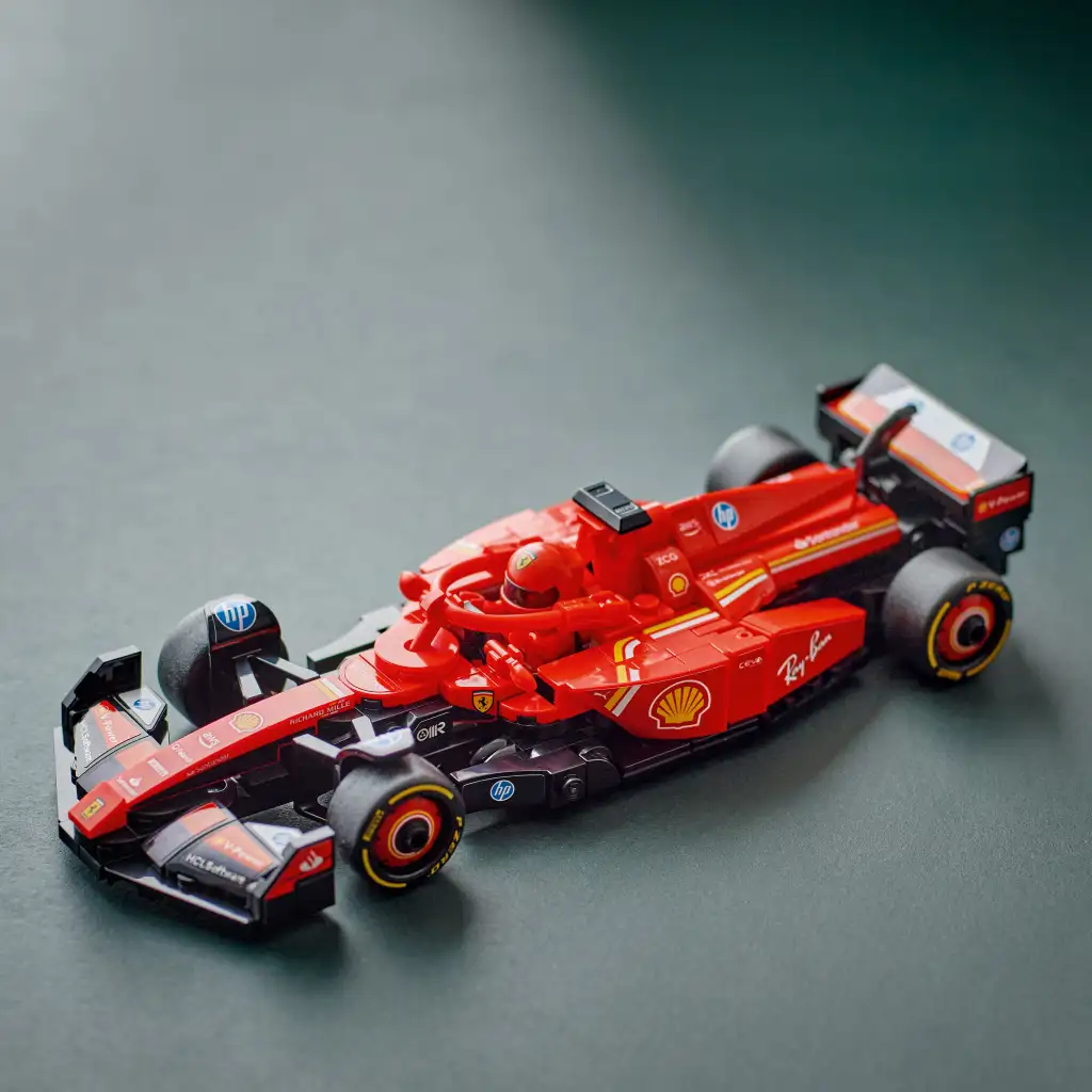 LEGO® Speed Champions: Ferrari SF-24 F1® състезателен автомобил (77242) изображение 5