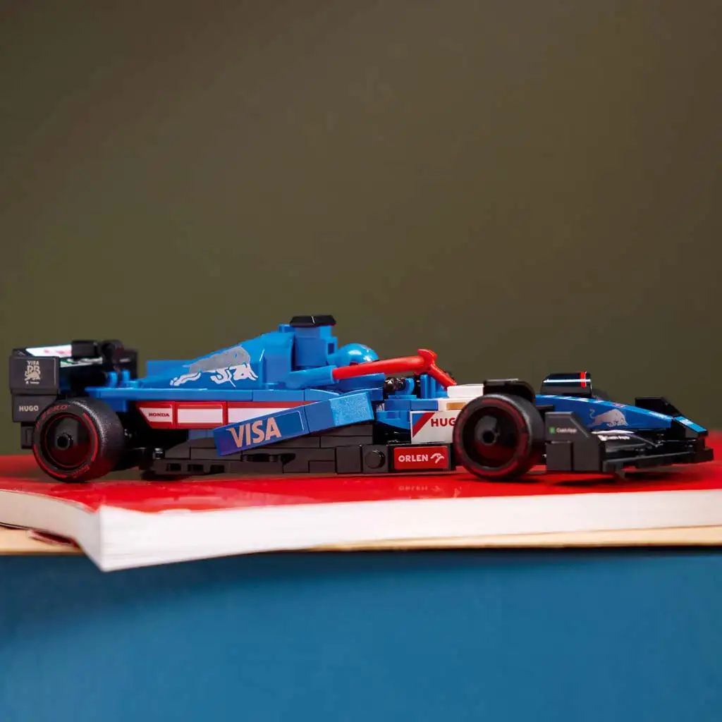 LEGO® Speed Champions: Visa Cash App RB VCARB 01 F1® състезателен автомобил (77246) изображение 3