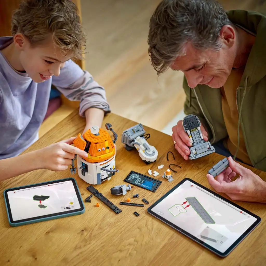 LEGO® Star Wars™: Chopper (C1-10P)™ астро-механичен дроид (75416) изображение 3
