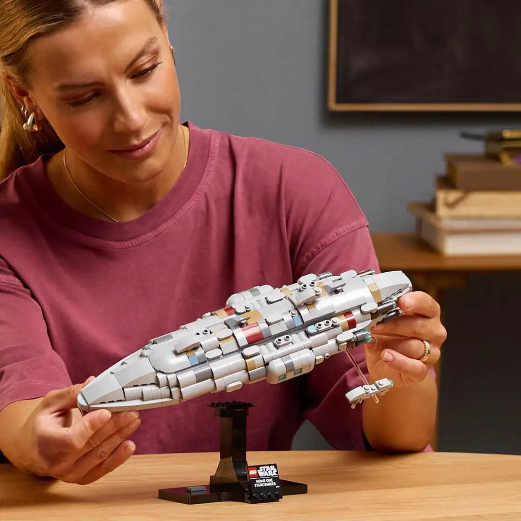 LEGO® Star Wars™: Home One тип звезден кръстосвач (75405) изображение 3